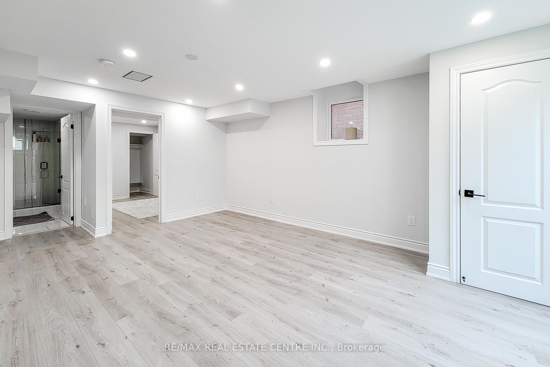 Photo 9 of Unit BSMT, 93 Crafter Crescent, Hamilton, Stoney Creek — HOMEH