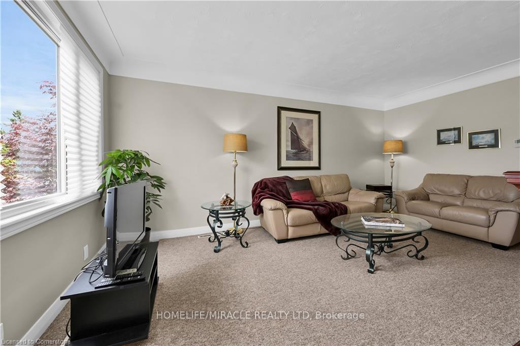Photo 8 of 344 Talbot Street, Hamilton, McQuesten — HOMEH