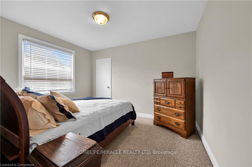 Photo 13 of 344 Talbot Street, Hamilton, McQuesten — HOMEH