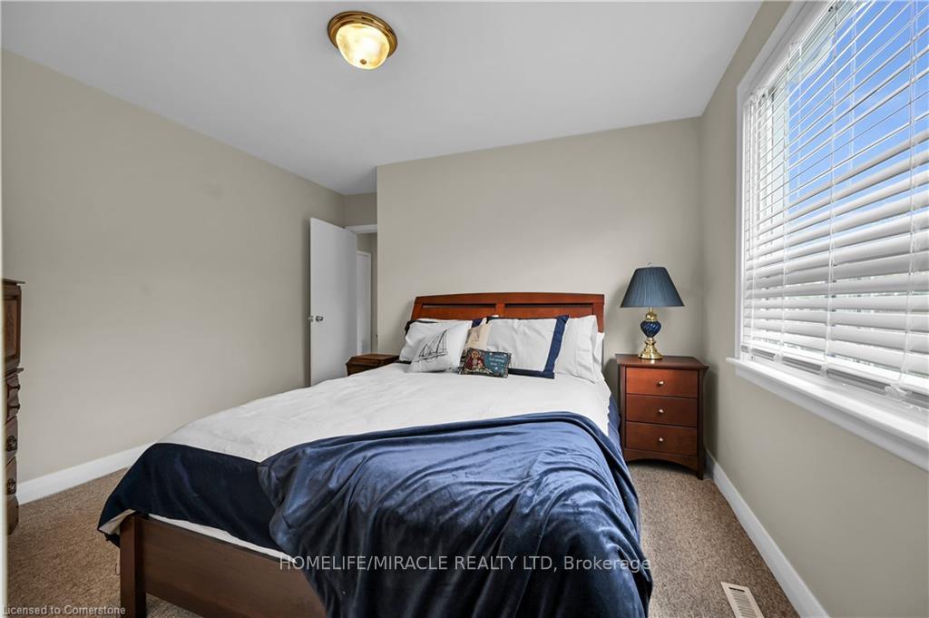 Photo 18 of 344 Talbot Street, Hamilton, McQuesten — HOMEH