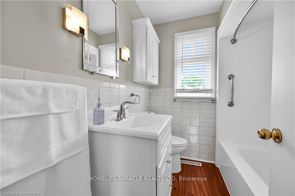 Photo 21 of 344 Talbot Street, Hamilton, McQuesten — HOMEH