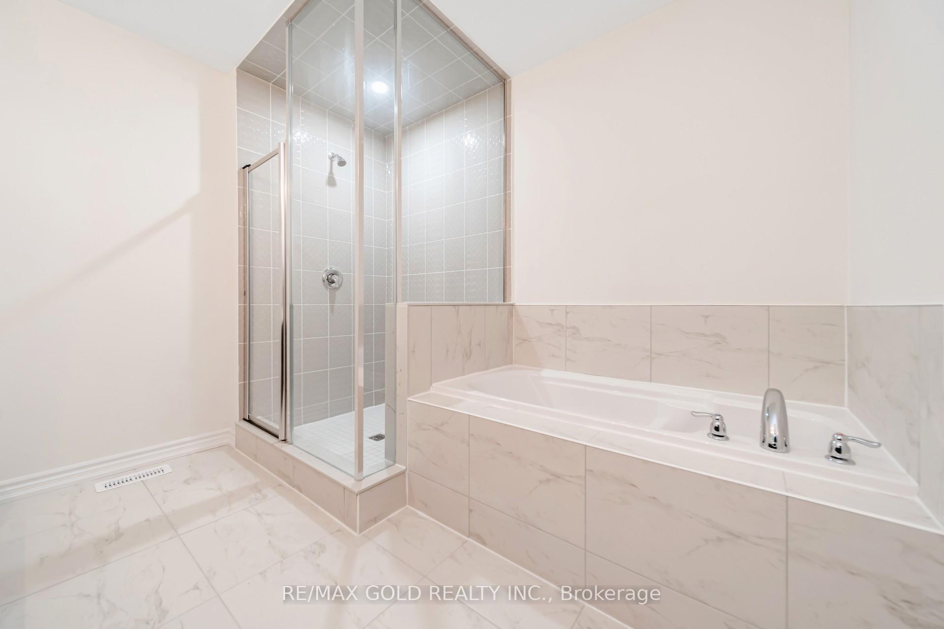 Photo 22 of 41 Prudhoe Terrace, Barrie, Rural Barrie Southeast — HOMEH