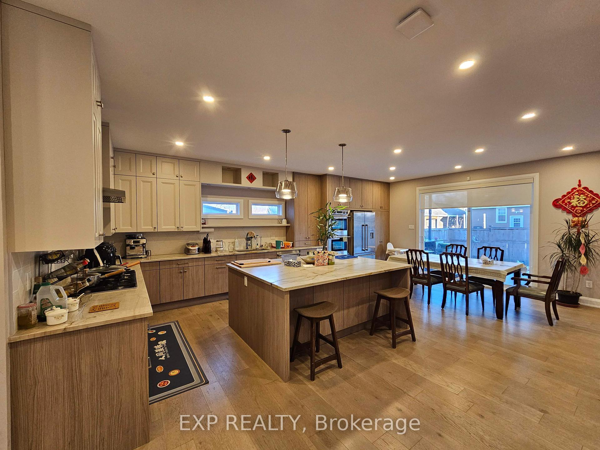Photo 4 of 44 Tower Road, Ottawa, Meadowlands/St. Claire Gardens — HOMEH