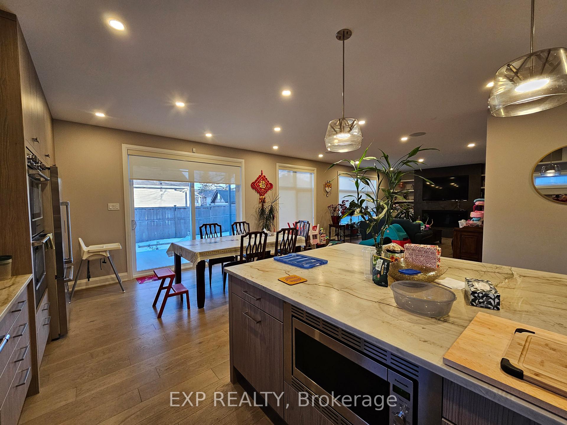 Photo 5 of 44 Tower Road, Ottawa, Meadowlands/St. Claire Gardens — HOMEH