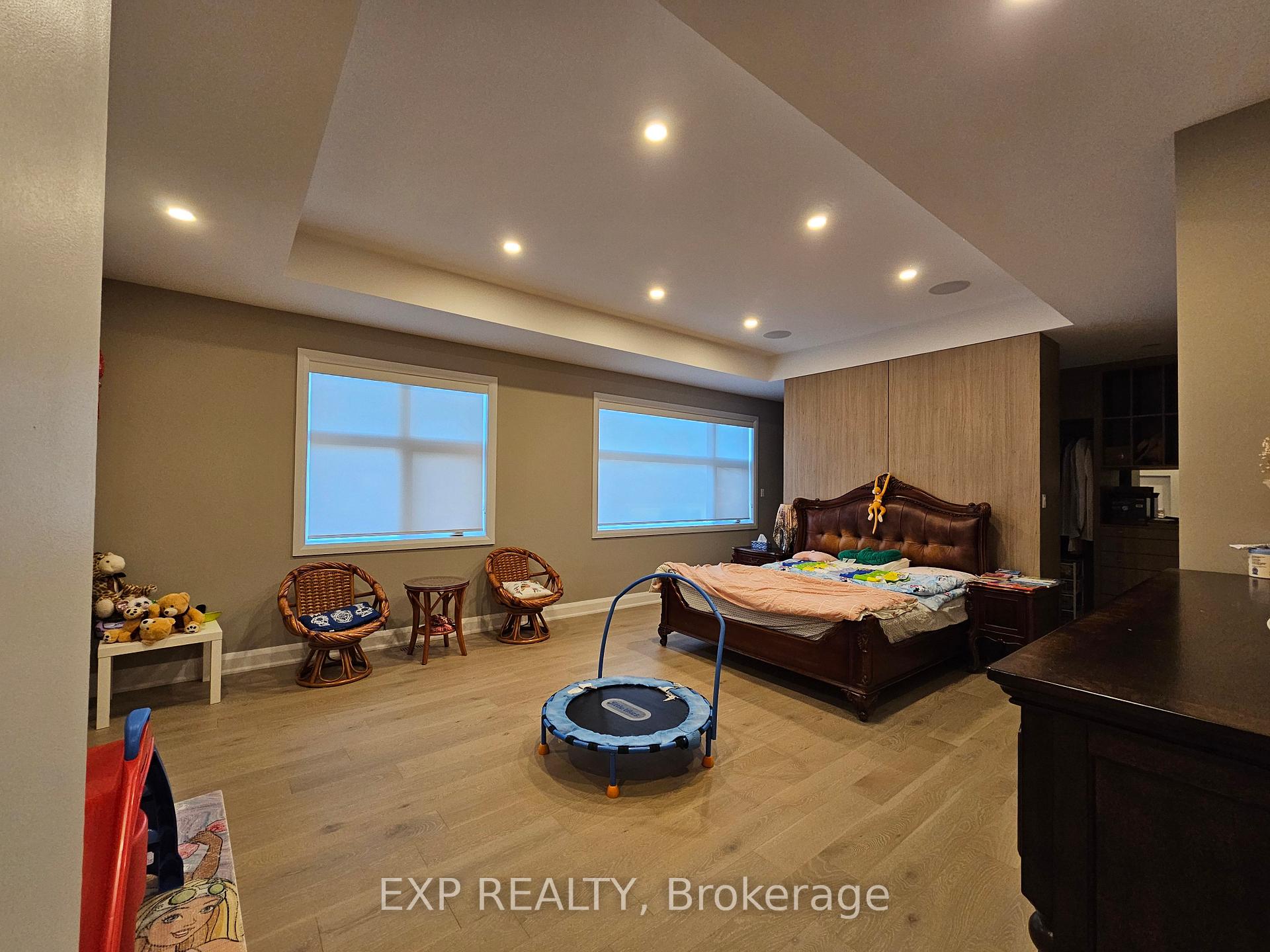 Photo 14 of 44 Tower Road, Ottawa, Meadowlands/St. Claire Gardens — HOMEH