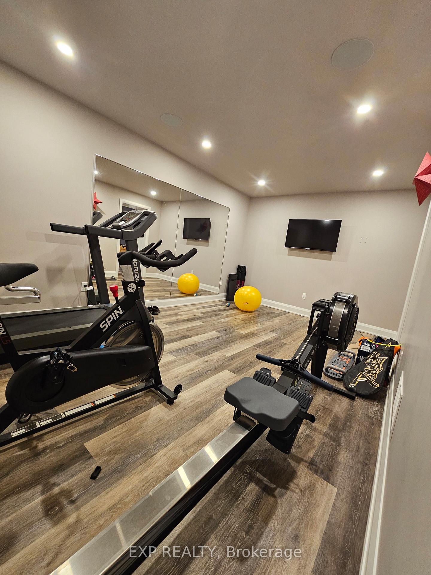 Photo 19 of 44 Tower Road, Ottawa, Meadowlands/St. Claire Gardens — HOMEH