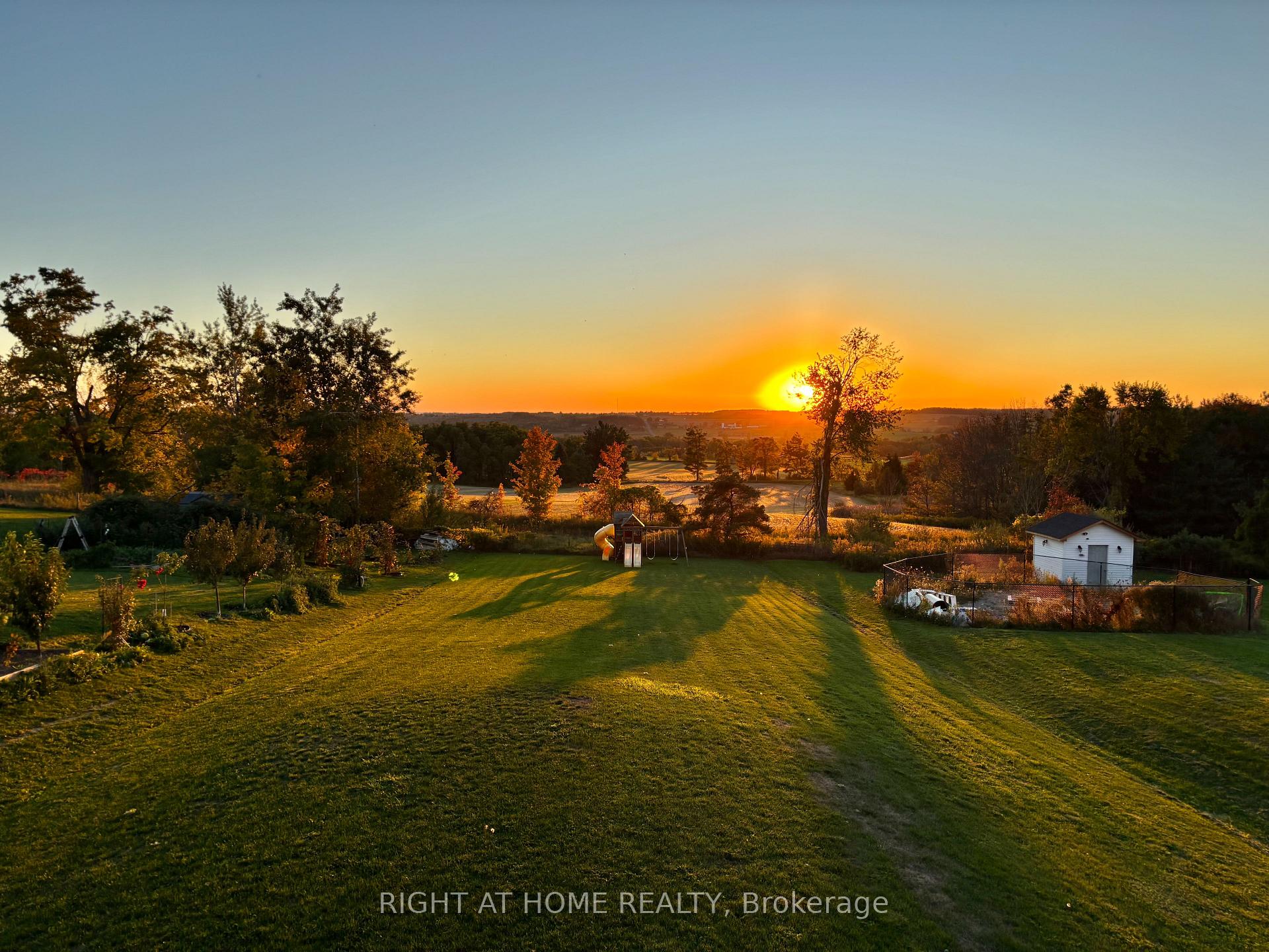 Photo 14 of 874 John Street, Innisfil, Churchill — HOMEH