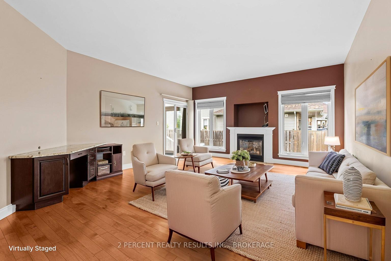 Photo 10 of 873 Jasmine Street, Kingston, Kingston East (Incl Barret Crt) — HOMEH