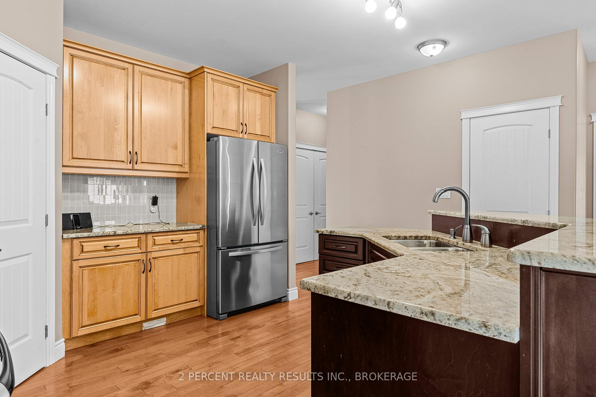 Photo 18 of 873 Jasmine Street, Kingston, Kingston East (Incl Barret Crt) — HOMEH