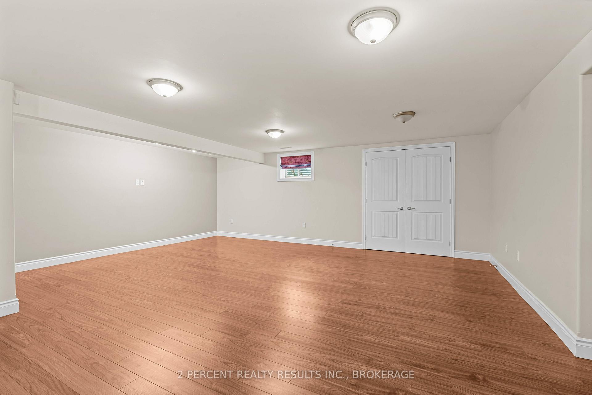 Photo 35 of 873 Jasmine Street, Kingston, Kingston East (Incl Barret Crt) — HOMEH