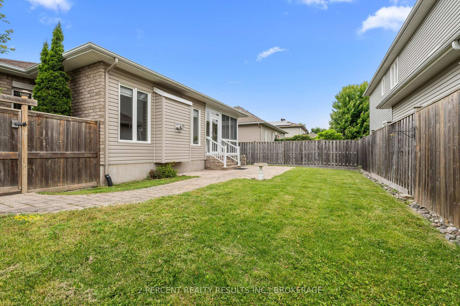 Photo 45 of 873 Jasmine Street, Kingston, Kingston East (Incl Barret Crt) — HOMEH