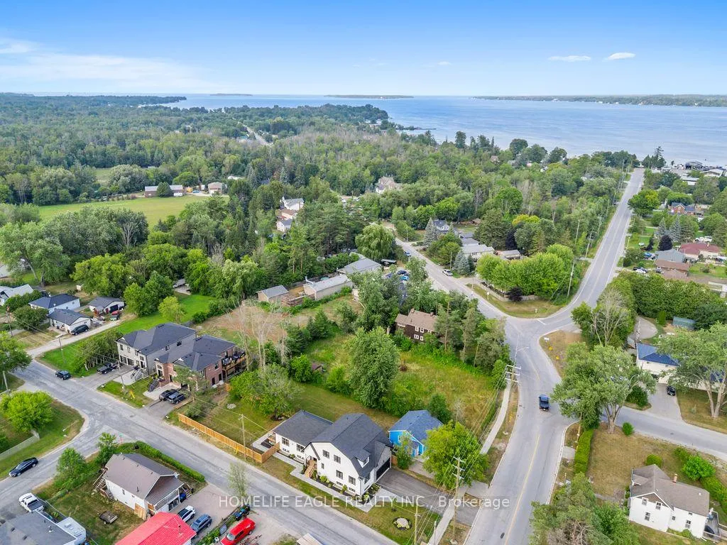 Photo 4 of Unit Lower, 1242 Killarney Beach Road, Innisfil, Rural Innisfil — HOMEH
