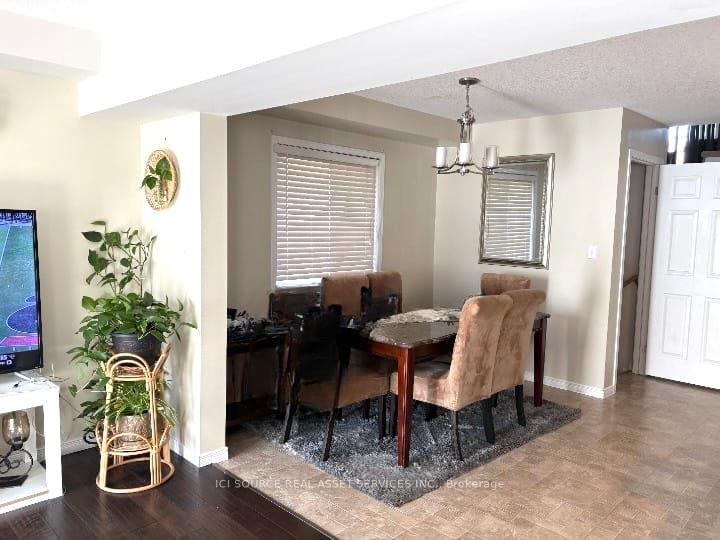 Photo 9 of 406 Woodbine Avenue, Kitchener — HOMEH