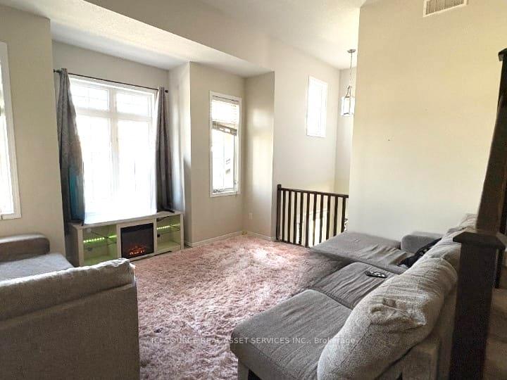 Photo 10 of 406 Woodbine Avenue, Kitchener — HOMEH