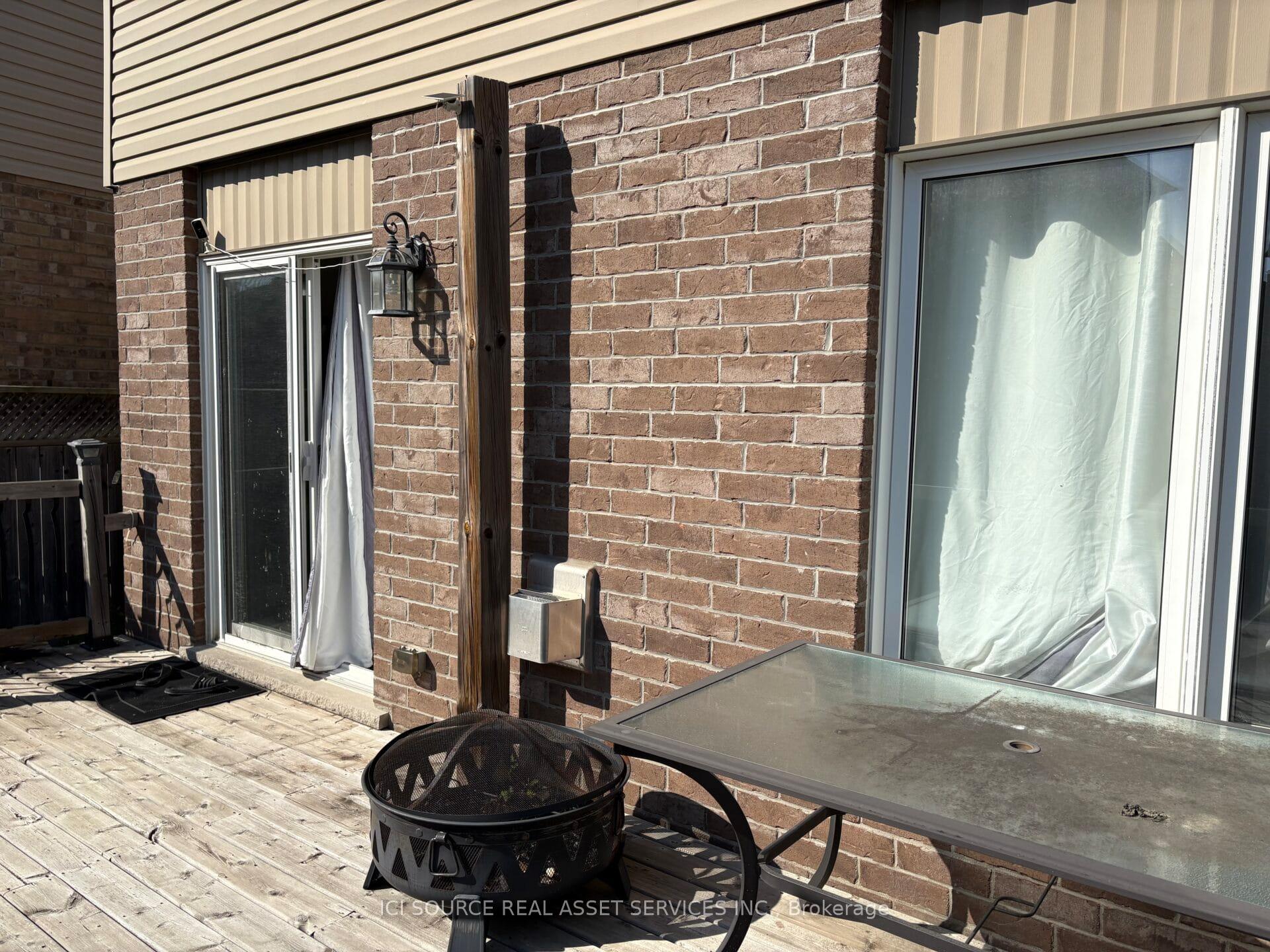 Photo 23 of 406 Woodbine Avenue, Kitchener — HOMEH