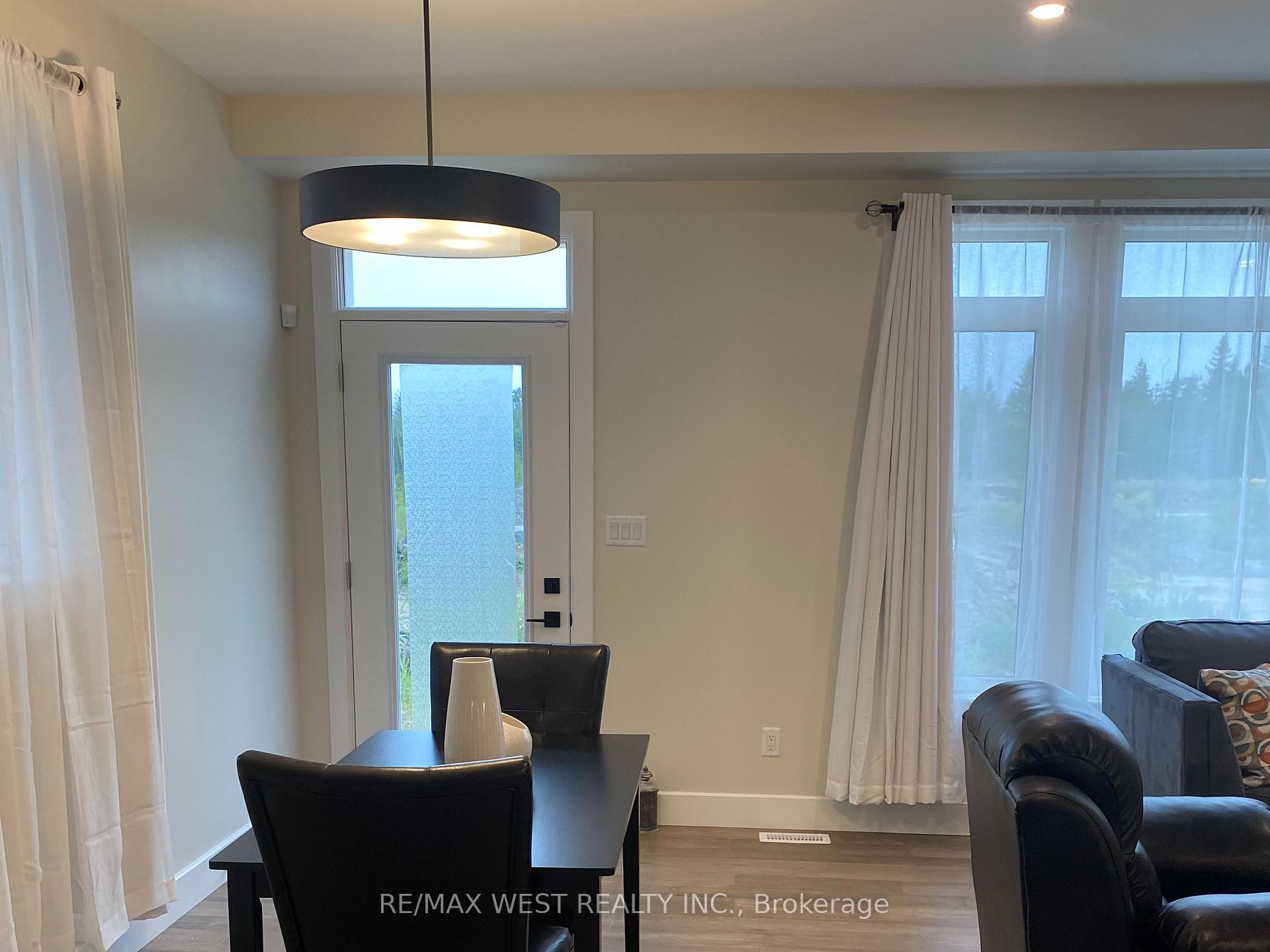 Photo 11 of 34 Dusenbury Drive, Loyalist, Lennox and Addington - South — HOMEH