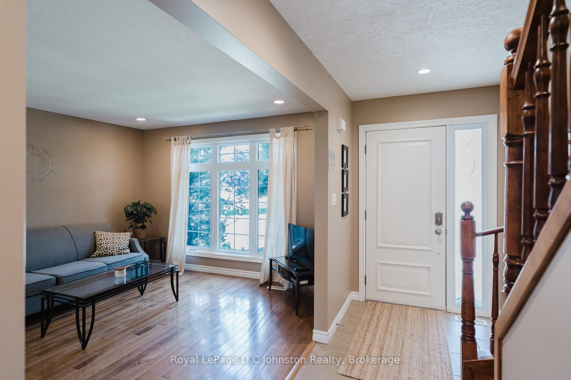 Photo 4 of 286 Wieck Boulevard, Kincardine — HOMEH