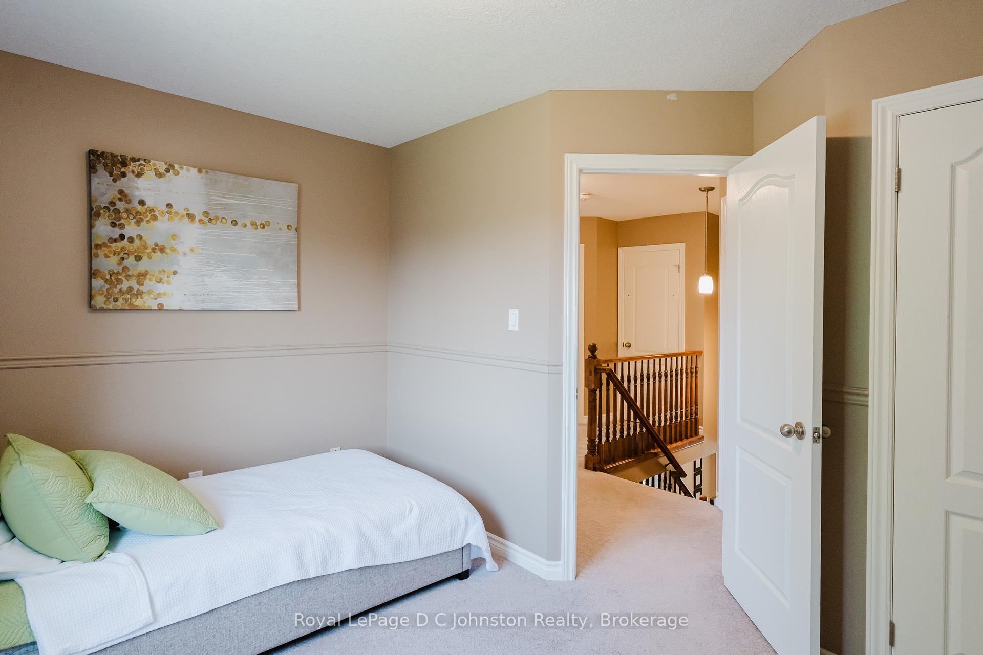 Photo 21 of 286 Wieck Boulevard, Kincardine — HOMEH