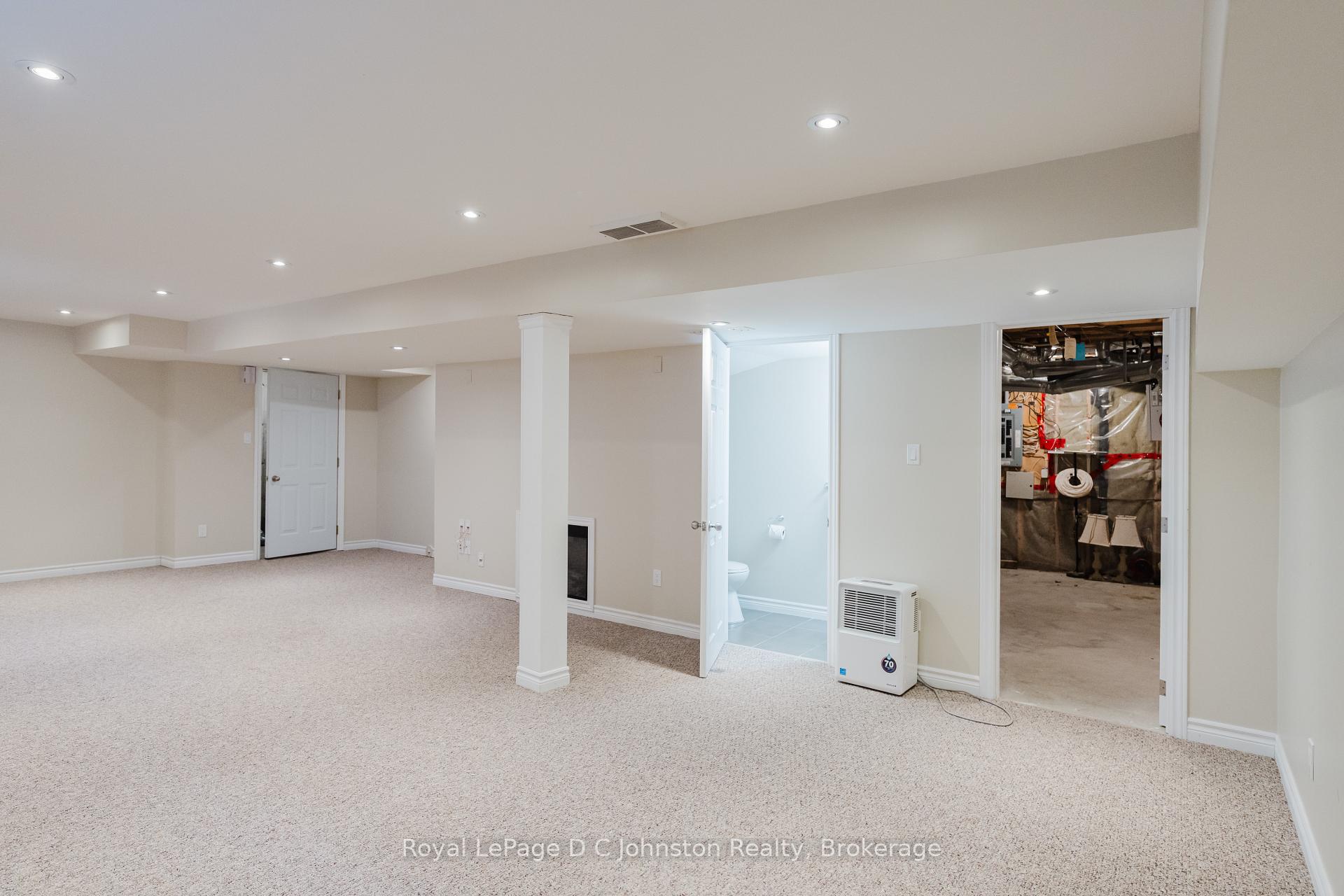 Photo 29 of 286 Wieck Boulevard, Kincardine — HOMEH