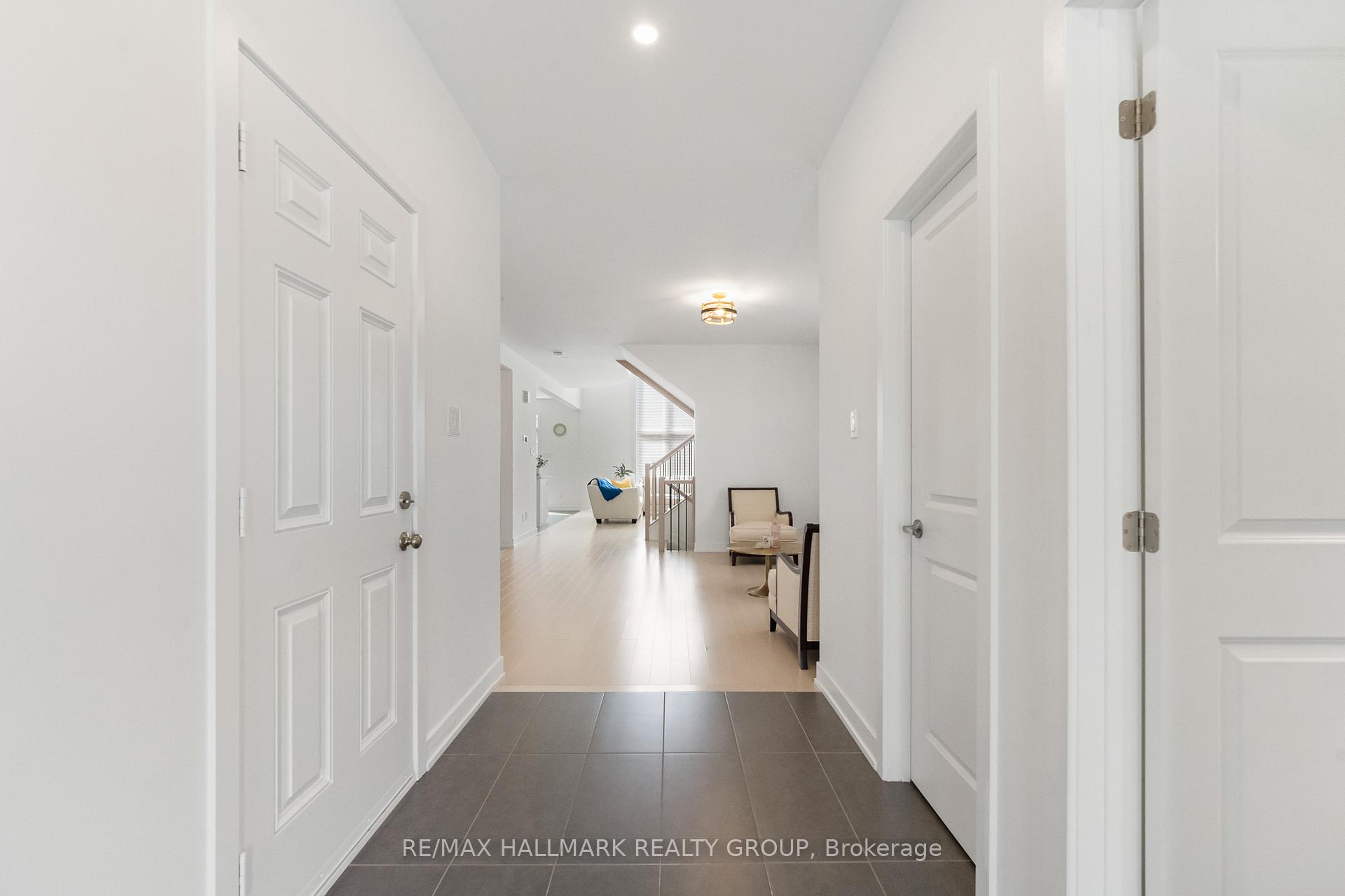 Photo 2 of 3320 Findlay Creek Drive, Ottawa, Leitrim — HOMEH