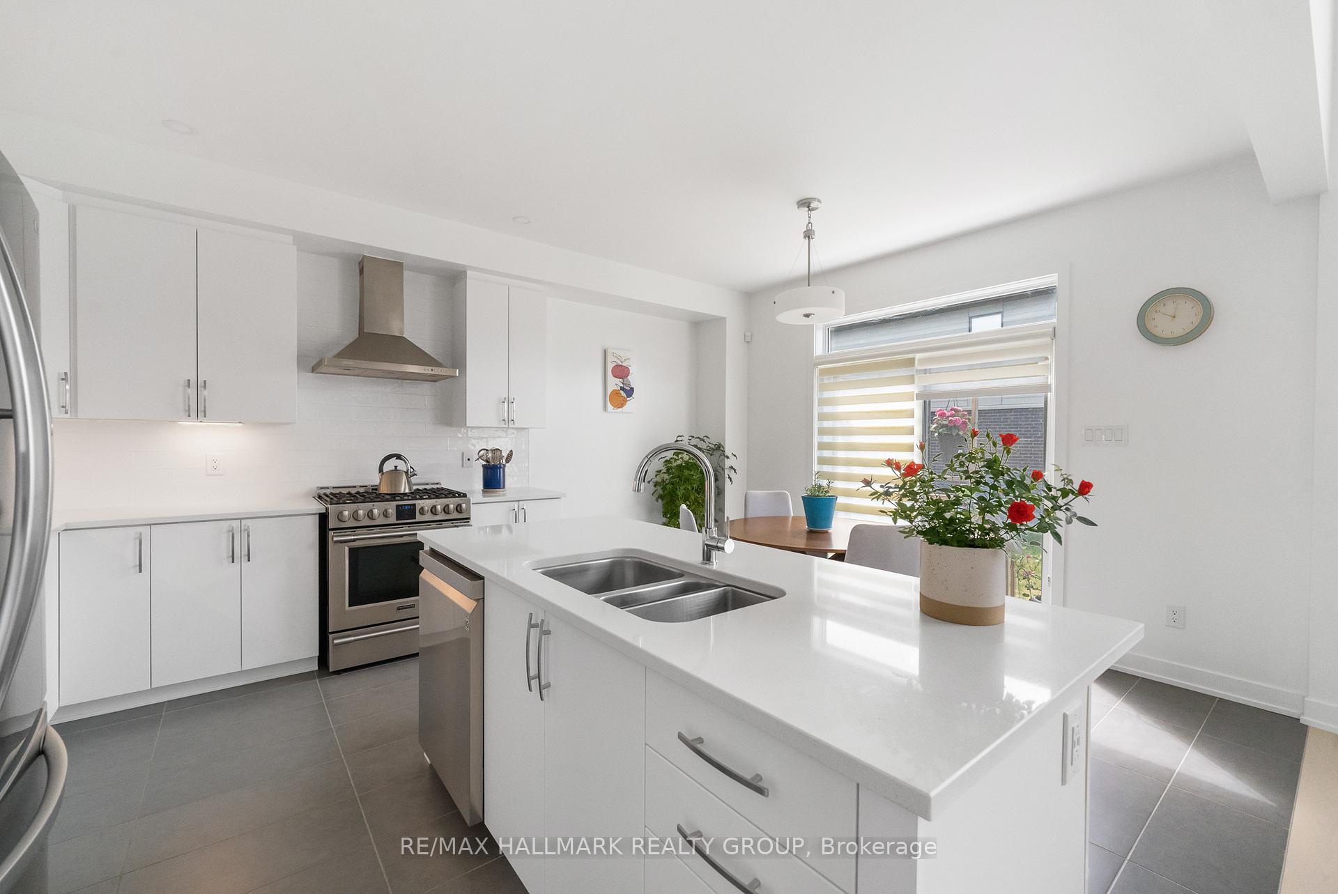 Photo 9 of 3320 Findlay Creek Drive, Ottawa, Leitrim — HOMEH