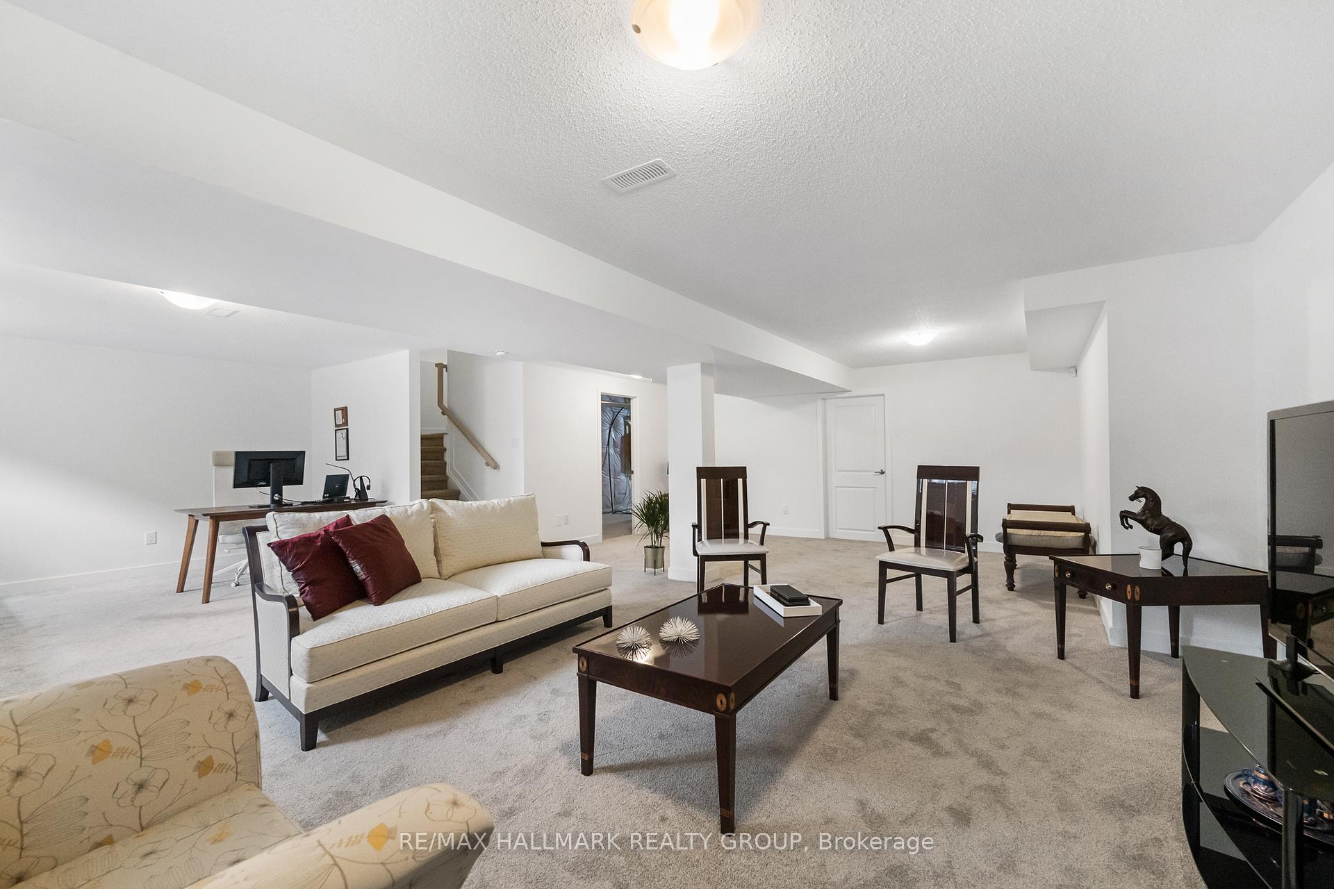 Photo 32 of 3320 Findlay Creek Drive, Ottawa, Leitrim — HOMEH