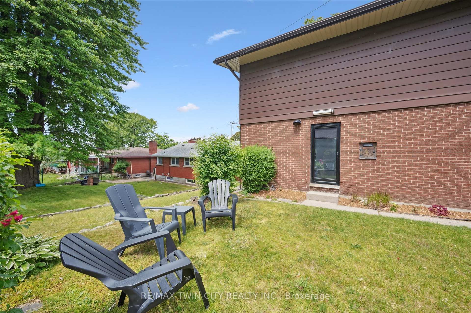 Photo 26 of 321 Dixon Street, Kitchener — HOMEH