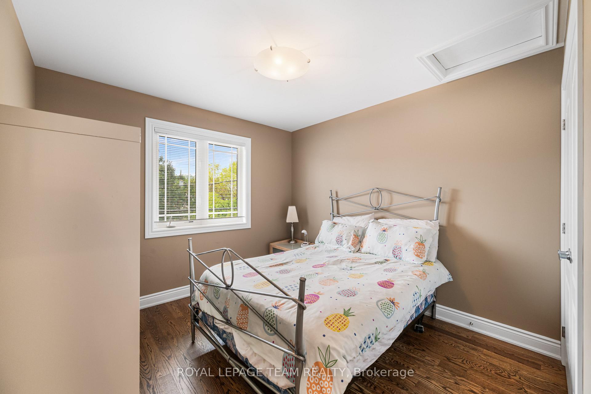 Photo 31 of 49 Savuto Way, Ottawa, Meadowlands/Crestview — HOMEH