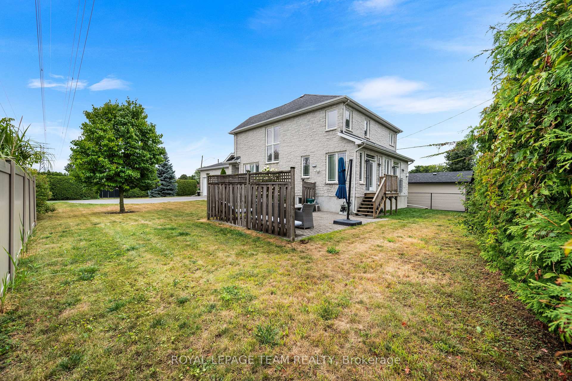 Photo 36 of 49 Savuto Way, Ottawa, Meadowlands/Crestview — HOMEH