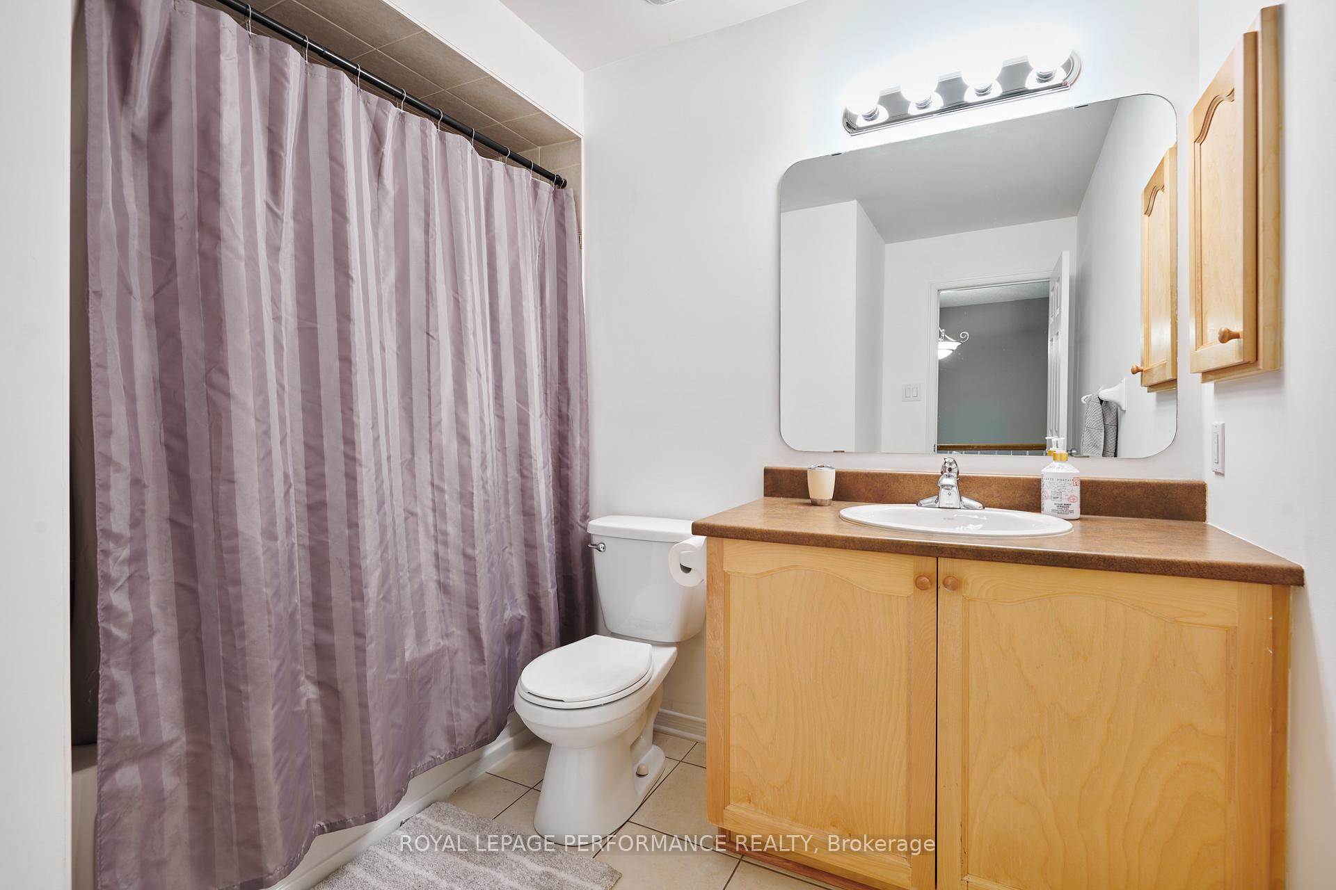 Photo 20 of 161 Duntroon Circle S, Ottawa, Hunt Club Park/Greenboro — HOMEH