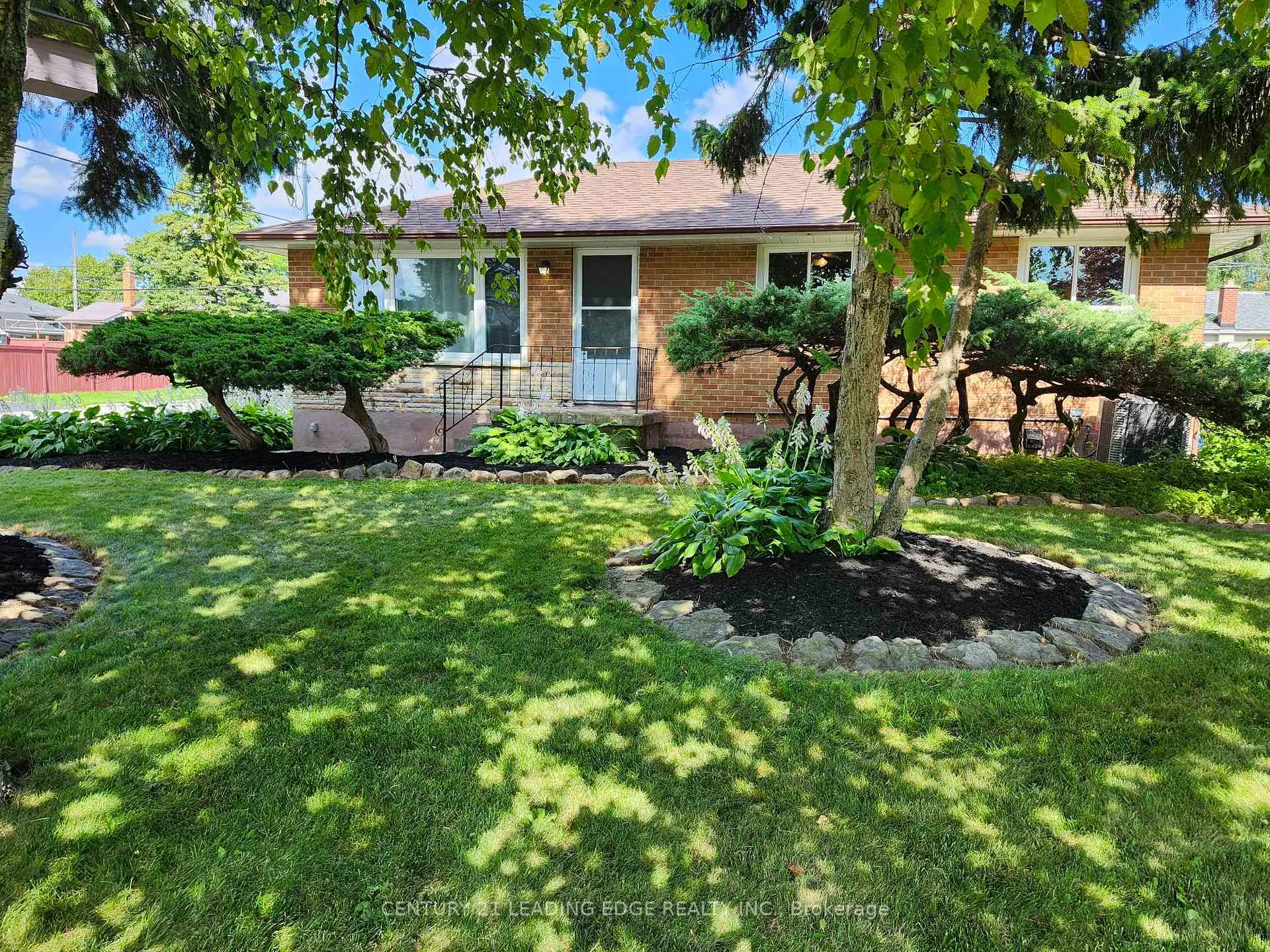 Photo 2 of 1441 Park Road S, Oshawa, Lakeview — HOMEH