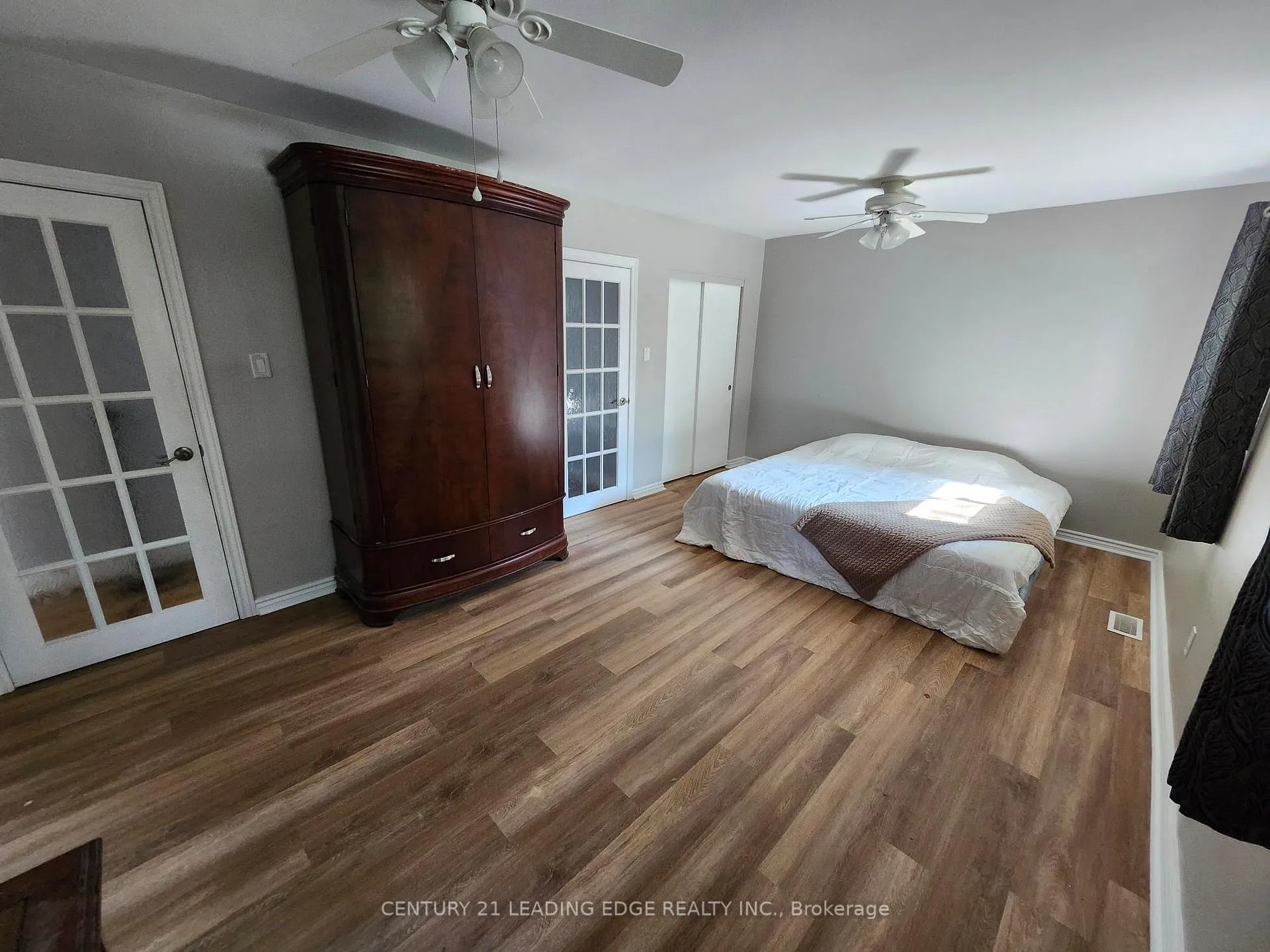 Photo 4 of 1441 Park Road S, Oshawa, Lakeview — HOMEH