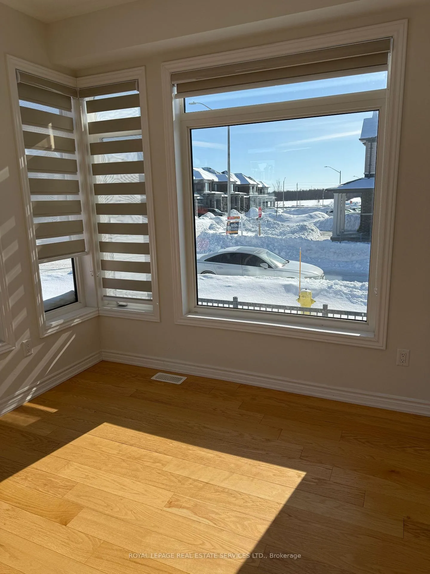 Photo 15 of 27 Rochester Drive, Barrie, Rural Barrie Southeast — HOMEH