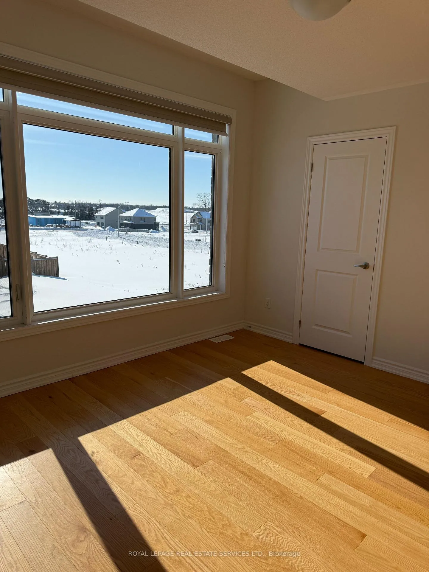 Photo 36 of 27 Rochester Drive, Barrie, Rural Barrie Southeast — HOMEH