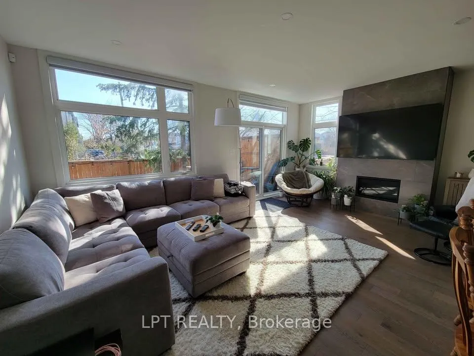 Photo 17 of 443 Dawson Avenue, Ottawa, Westboro/Hampton Park — HOMEH
