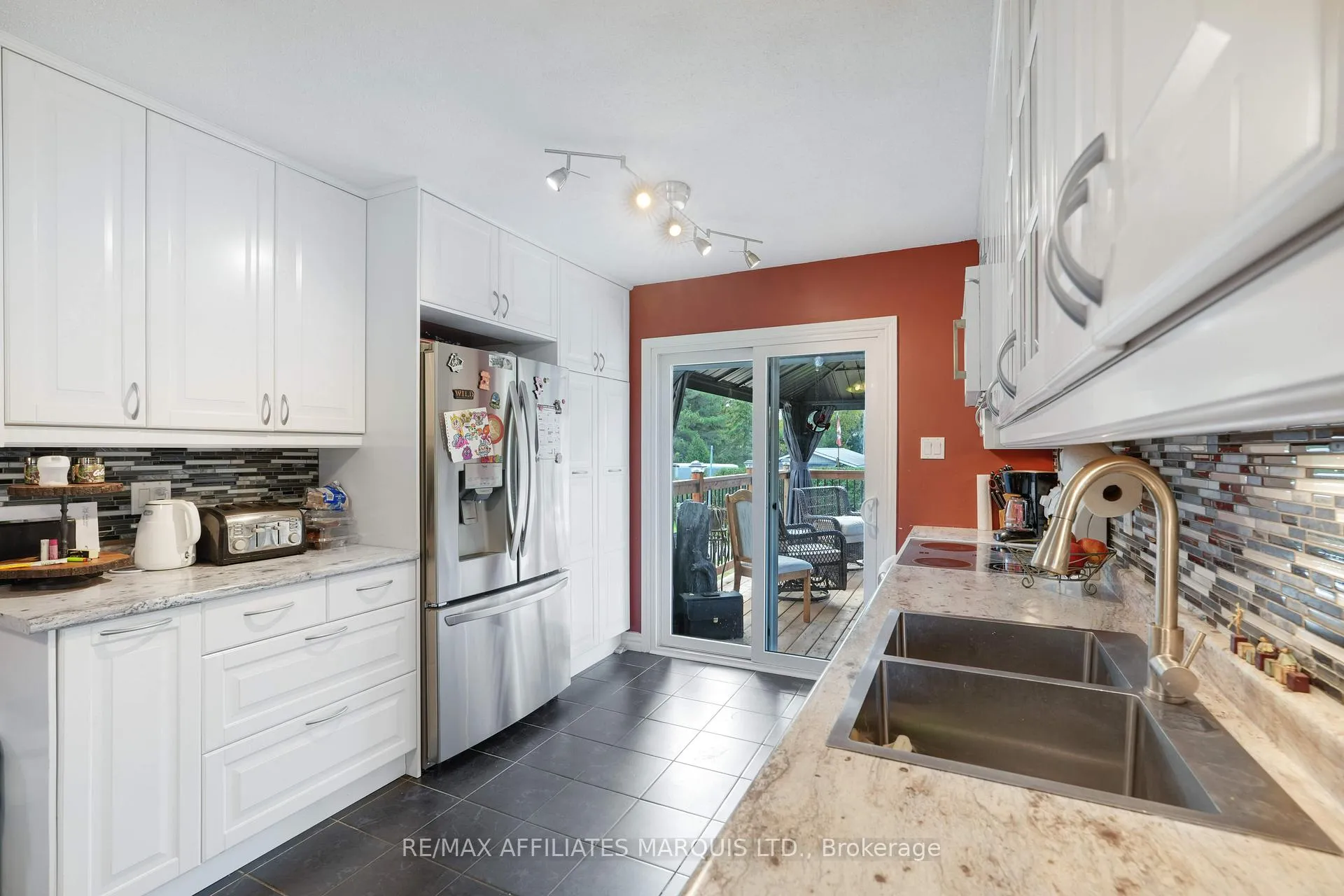 Photo 9 of 21 Ste Therese Boulevard, Embrun — HOMEH