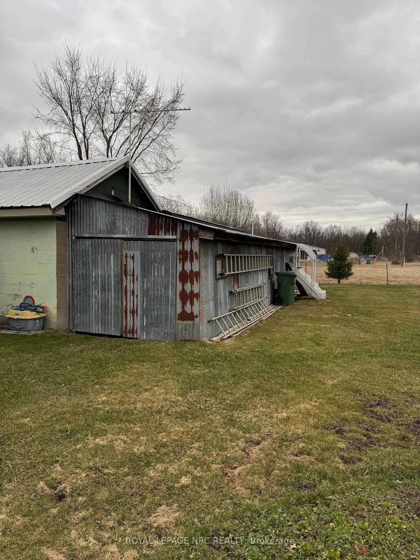 Photo 4 of 11716 Beck Road, Niagara Falls, Lyons Creek — HOMEH
