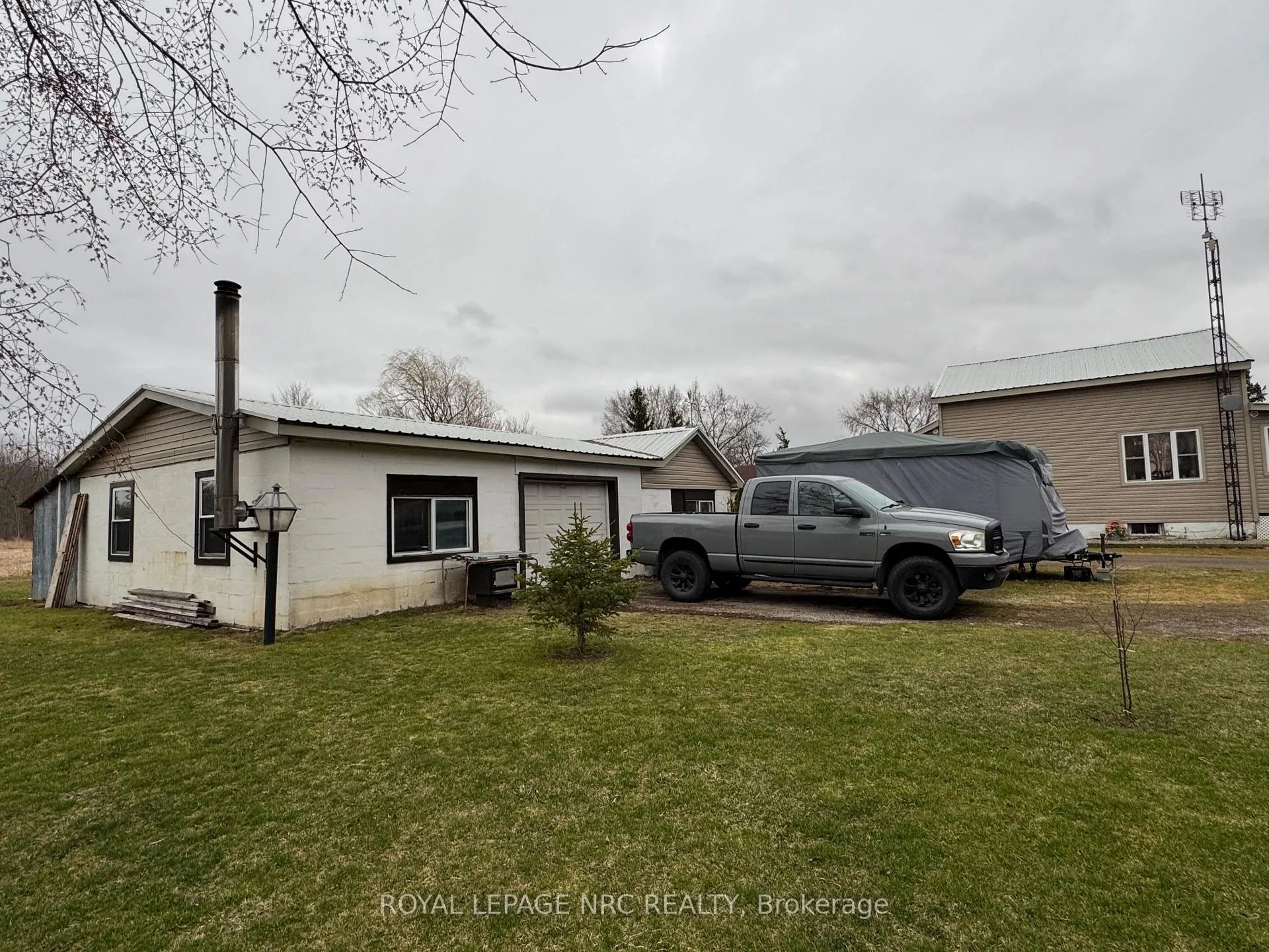 Photo 7 of 11716 Beck Road, Niagara Falls, Lyons Creek — HOMEH