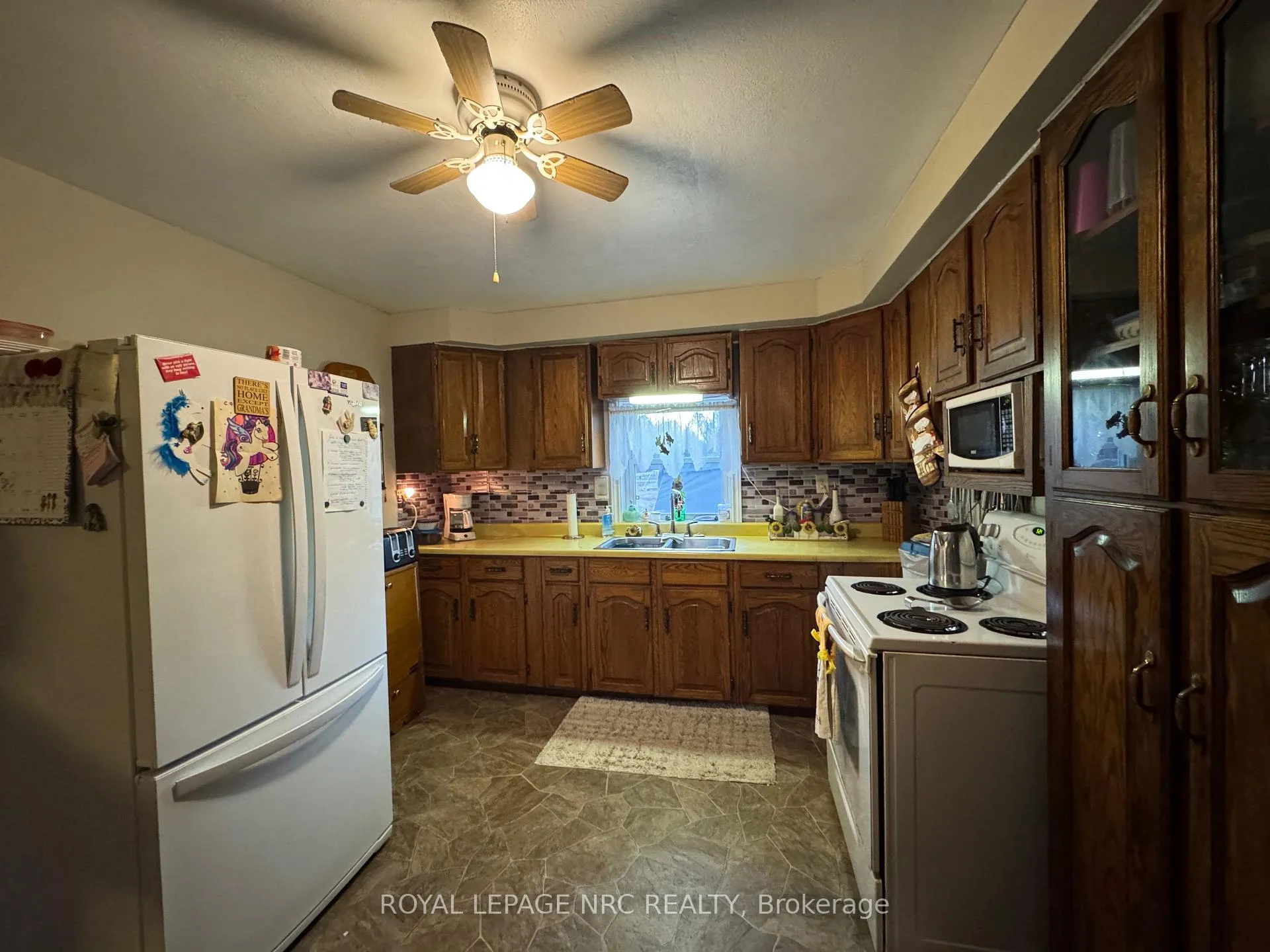Photo 8 of 11716 Beck Road, Niagara Falls, Lyons Creek — HOMEH