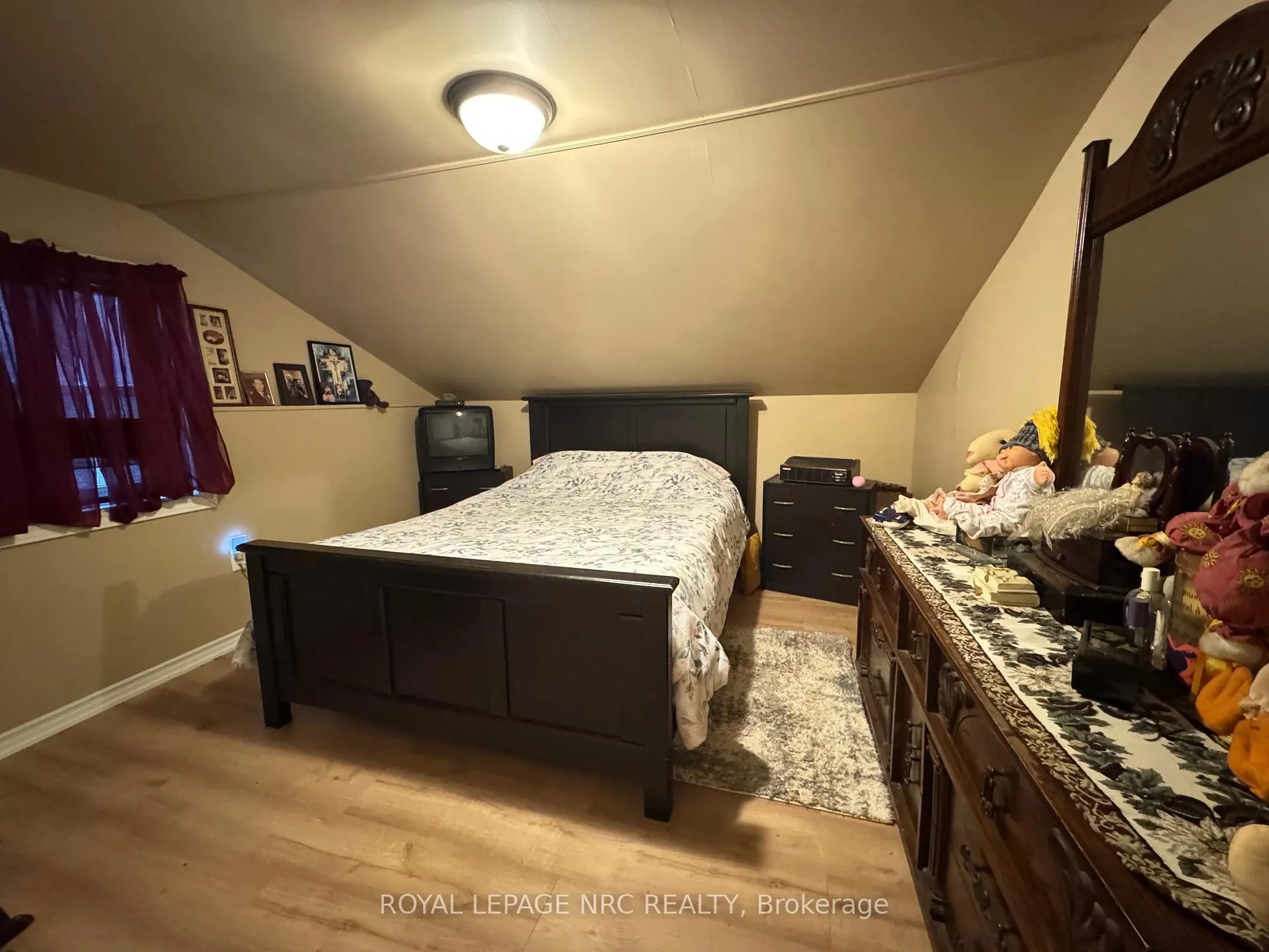 Photo 10 of 11716 Beck Road, Niagara Falls, Lyons Creek — HOMEH