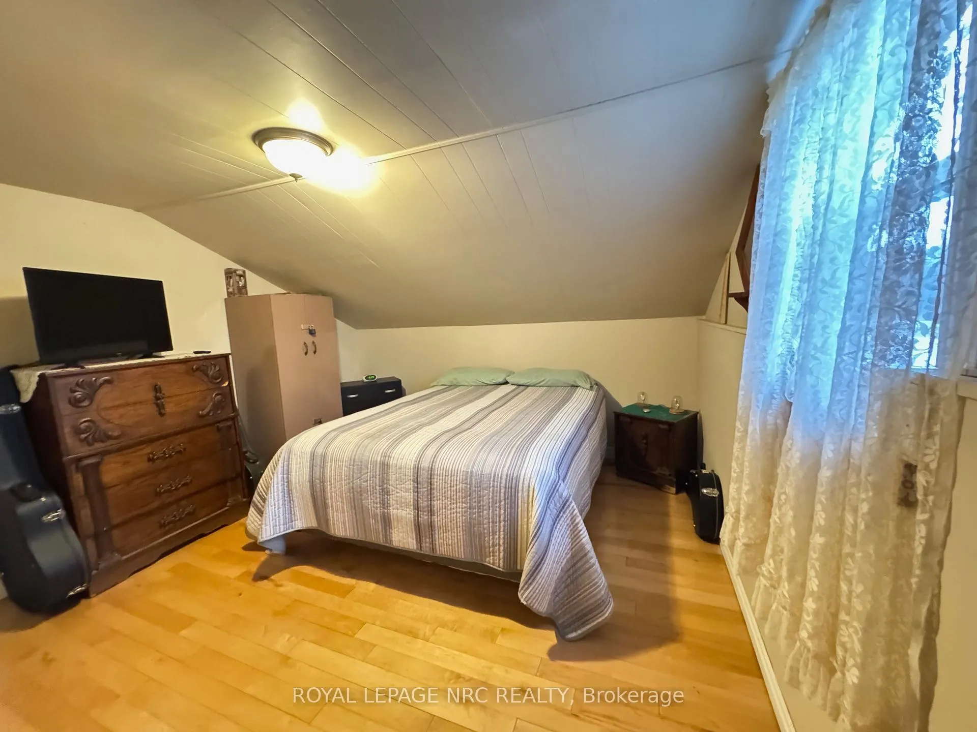 Photo 11 of 11716 Beck Road, Niagara Falls, Lyons Creek — HOMEH