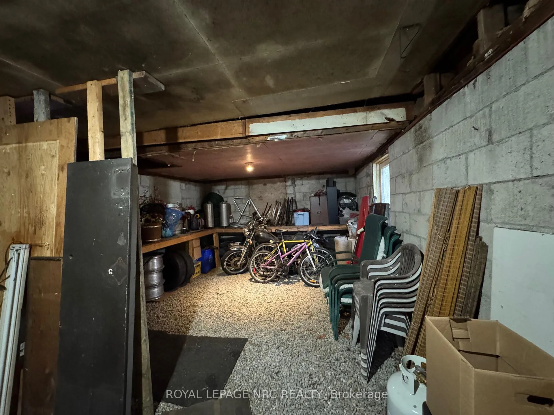 Photo 33 of 11716 Beck Road, Niagara Falls, Lyons Creek — HOMEH