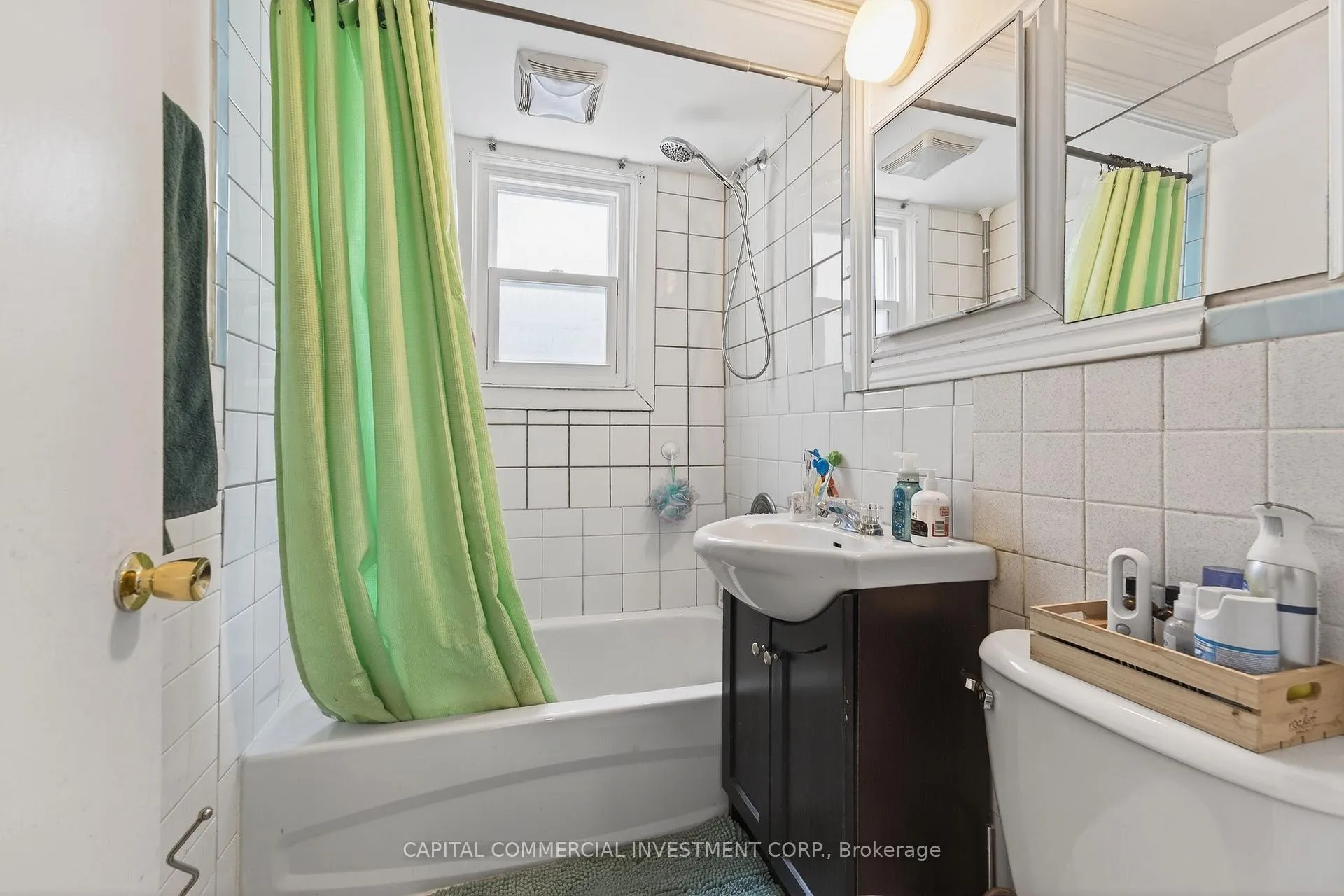 Photo 12 of 220 Compton Avenue, Ottawa, Woodroffe — HOMEH