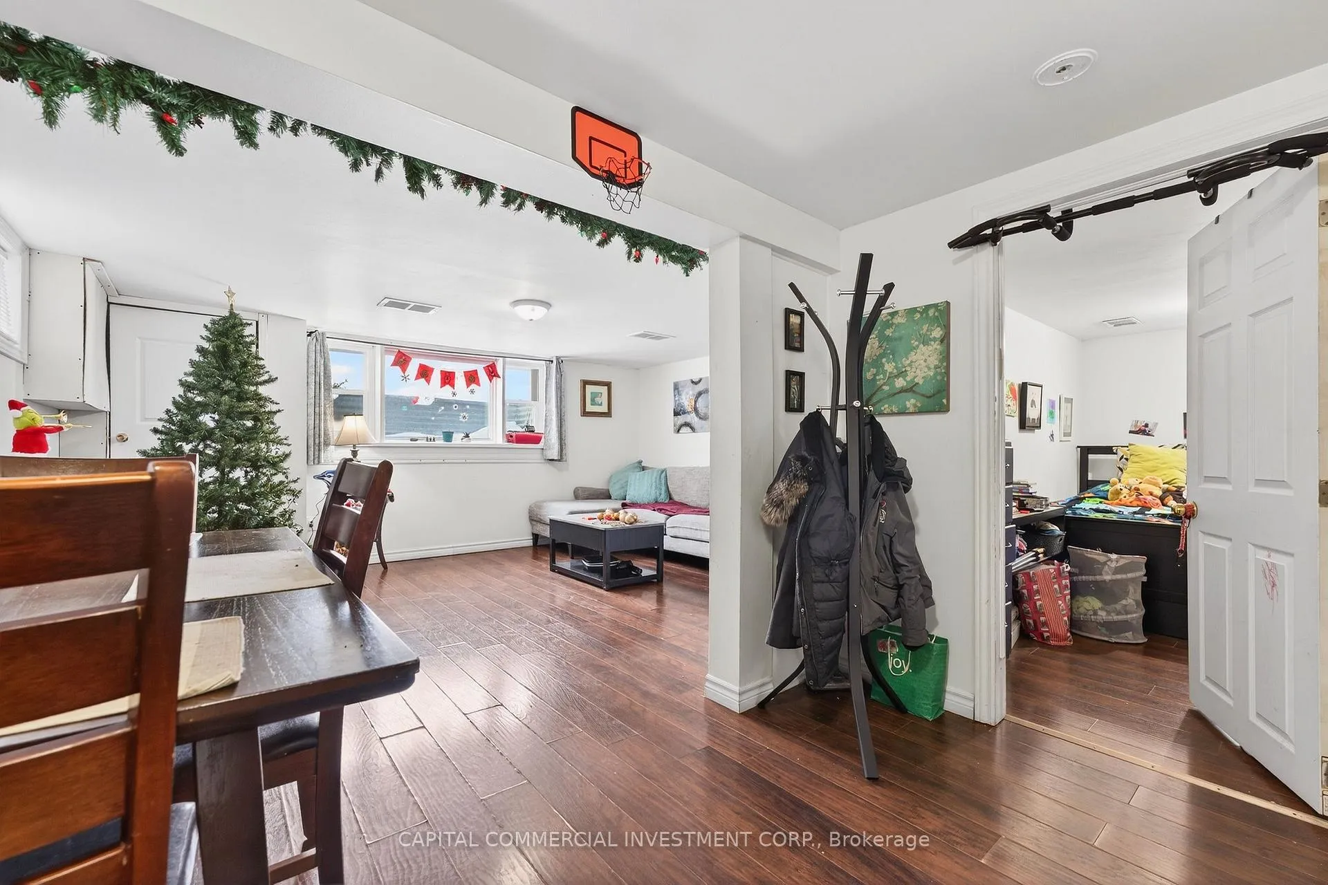 Photo 19 of 220 Compton Avenue, Ottawa, Woodroffe — HOMEH