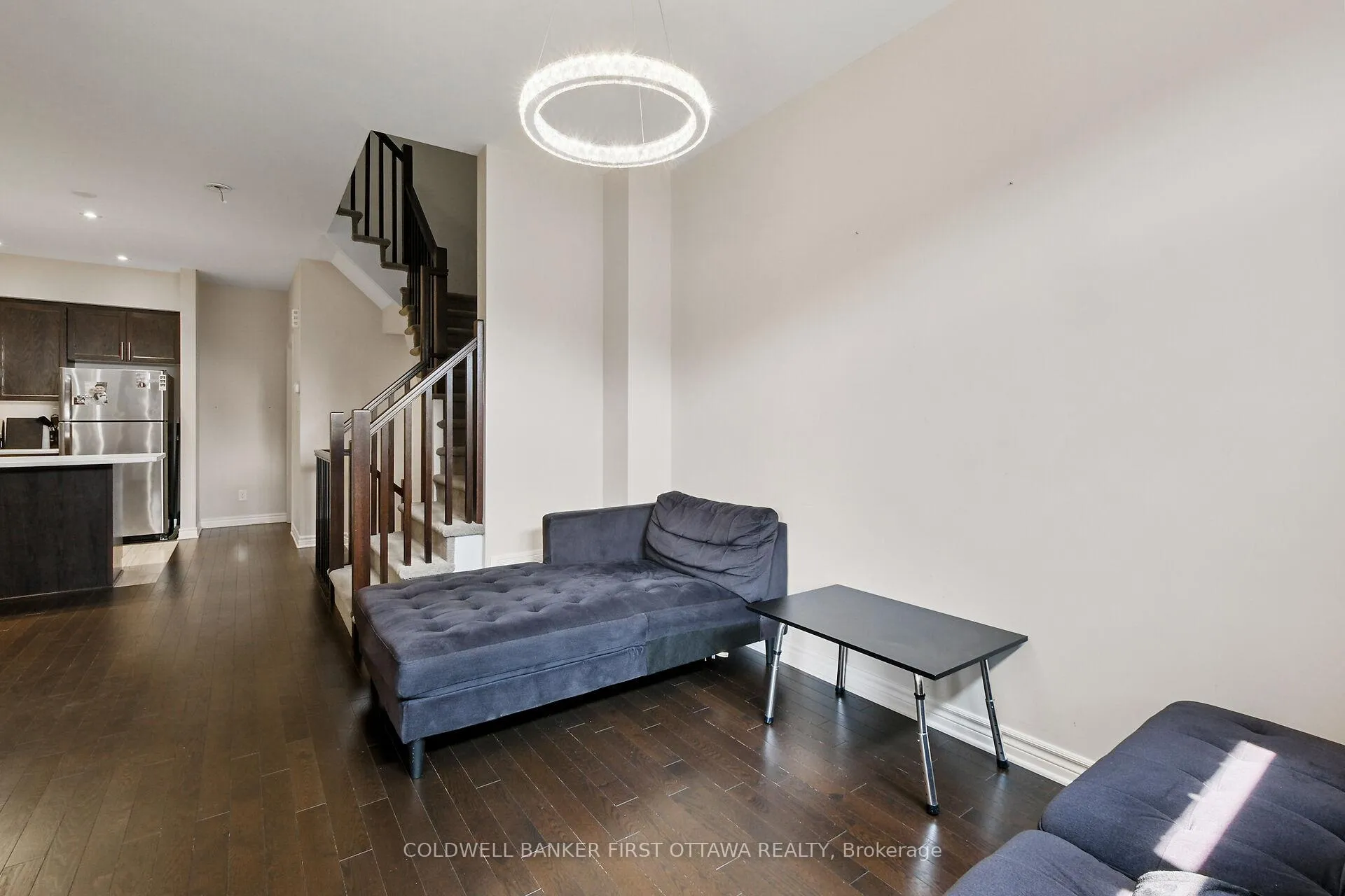 Photo 7 of 22 Stockholm Private, Ottawa, Riverside South/Gloucester Glen — HOMEH