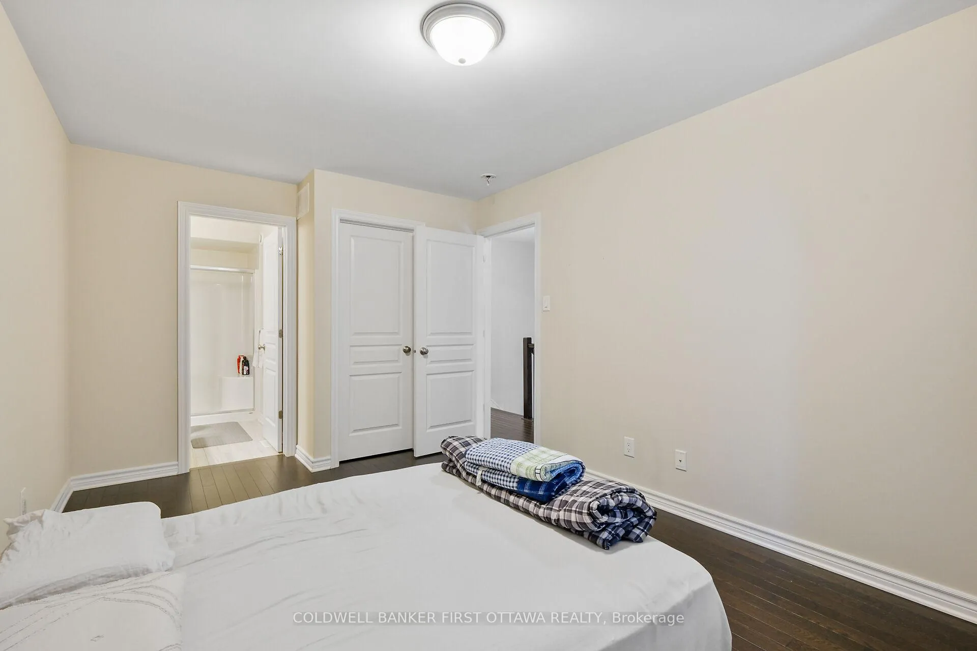 Photo 22 of 22 Stockholm Private, Ottawa, Riverside South/Gloucester Glen — HOMEH