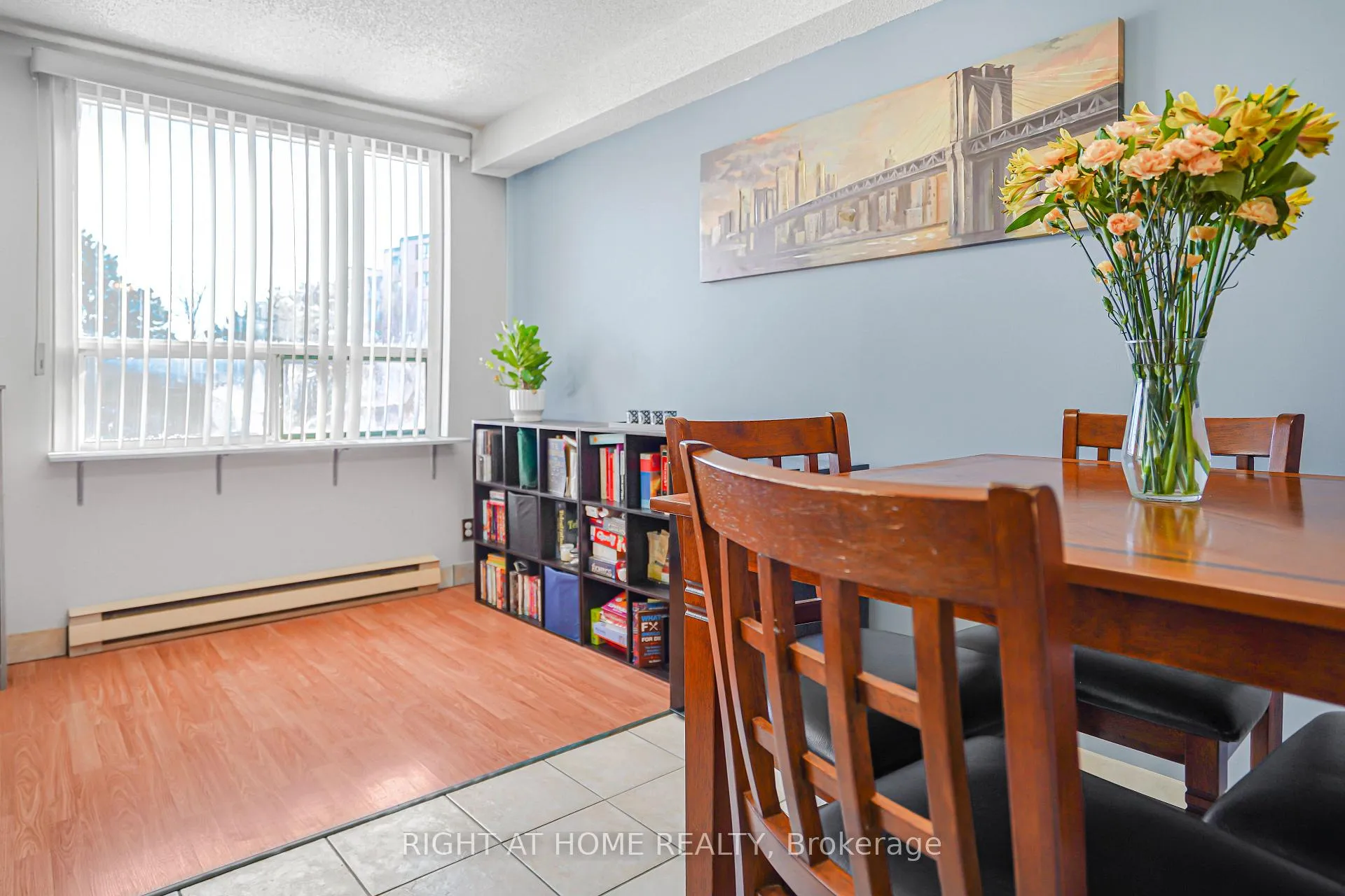 Photo 10 of Unit 203, 18 Holborn Court, Kitchener — HOMEH