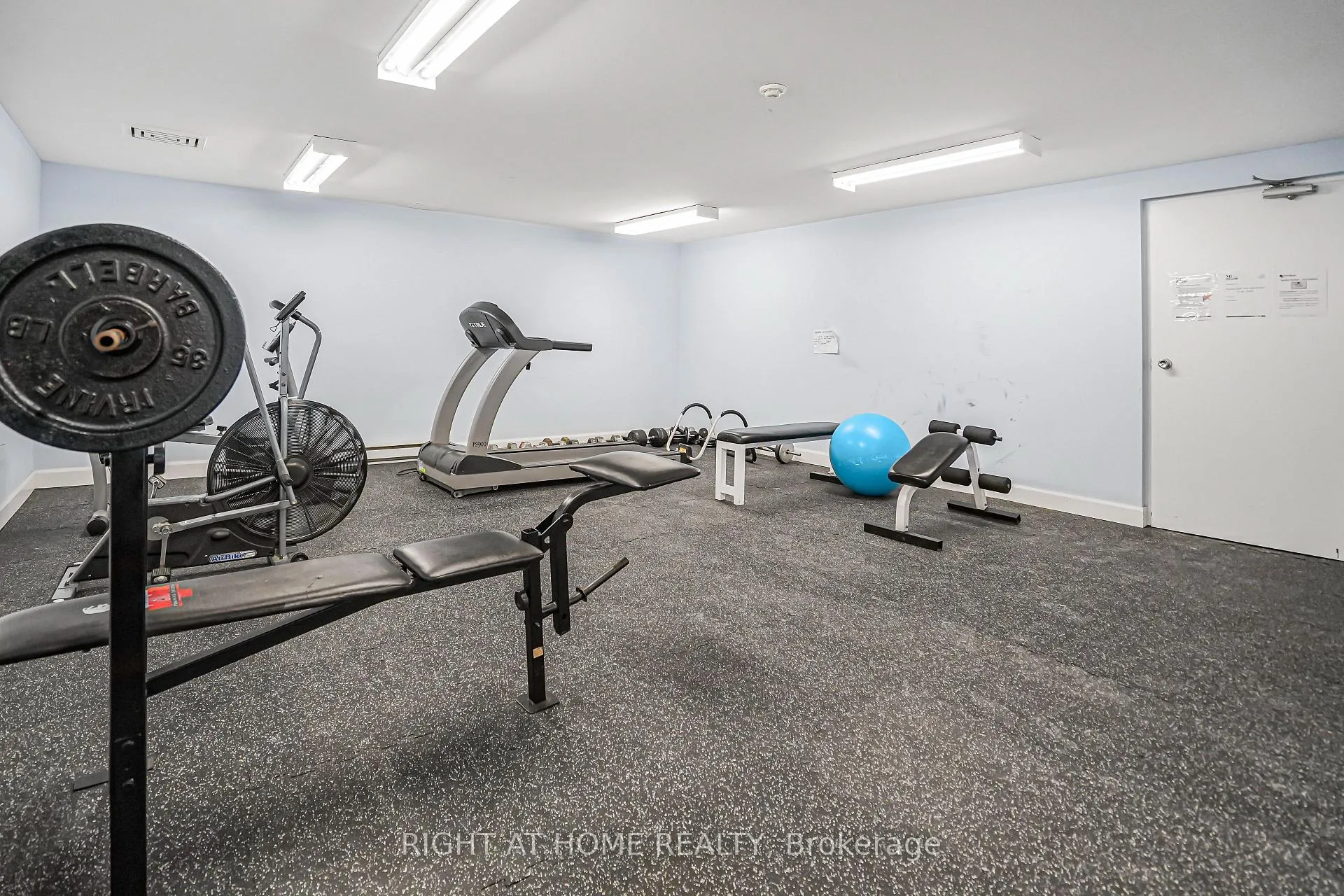 Photo 19 of Unit 203, 18 Holborn Court, Kitchener — HOMEH