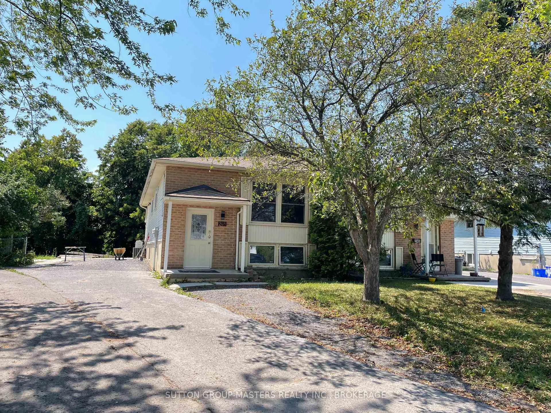Front of Unit 1, 248 McLellan Court