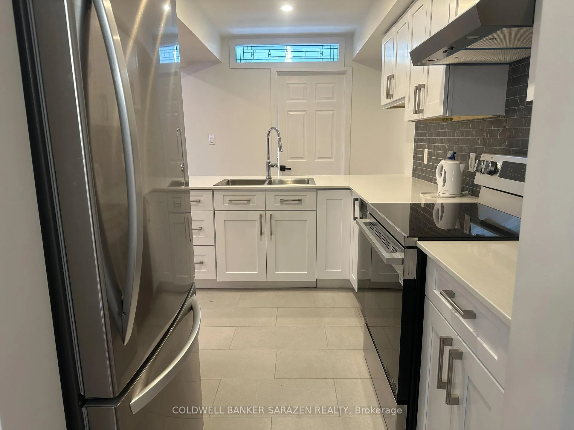 Photo 4 of 454 Wisteria Crescent, Ottawa, Hunt Club — HOMEH